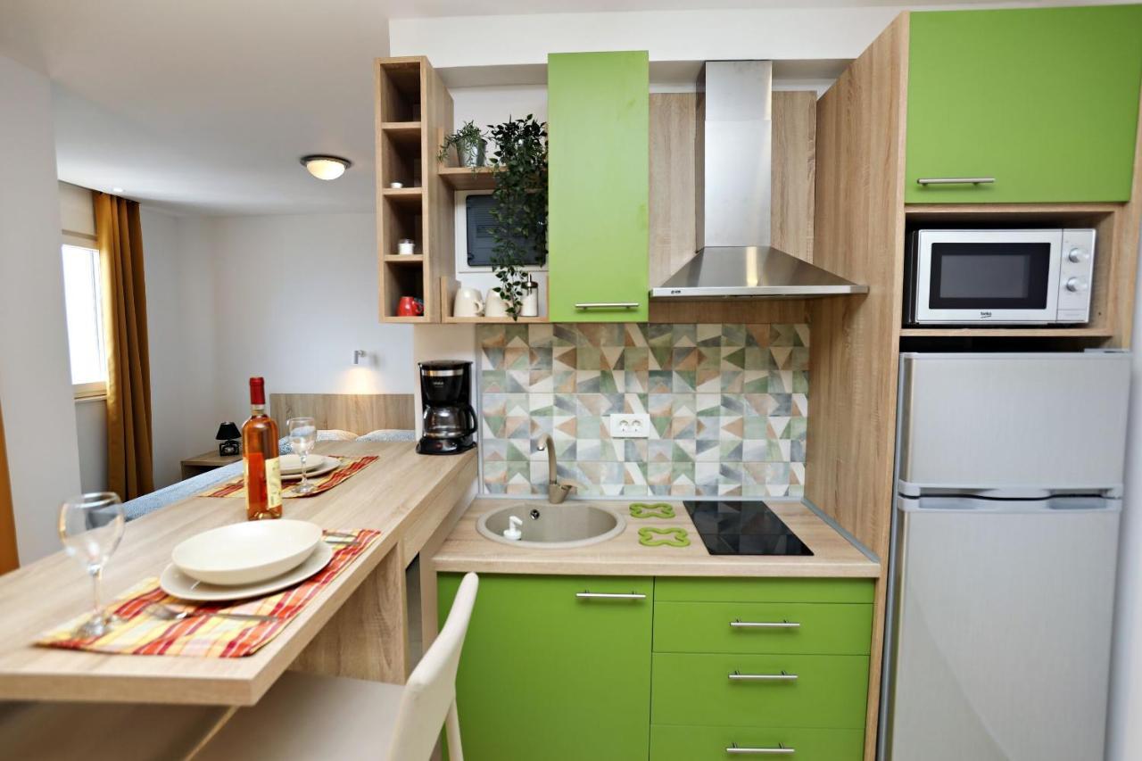 Apartments Oktopus Sutomore Eksteriør bilde